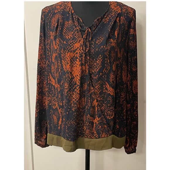 Cabi Blouse SMALL long sleeves faux criss cross relaxed fit tie V-neck work - Picture 1 of 16